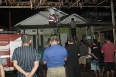 Damkar Bolsel Sigap Tangani Kebakaran Rumah Warga di Pintadia