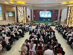 Wujudkan Tata Kelola Sekolah Bersih dan Akuntabel, Kepala BPKPD Sekaligus Penyuluh Antikorupsi KPK-RI Lasya Mamonto Bekali Guru SD dan SMP se-Bolsel