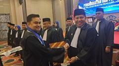 Resmi Jadi Advokat, Tenaga Ahli Kominfo Andrika Hasan Dapat Apresiasi