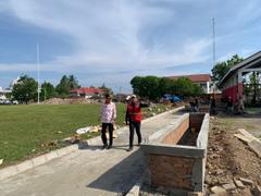 Kawal Pembangunan Fasilitas Publik, Bupati Iskandar Tinjau Progres Pembangunan Alun-Alun dan Rencana GOR Bolsel